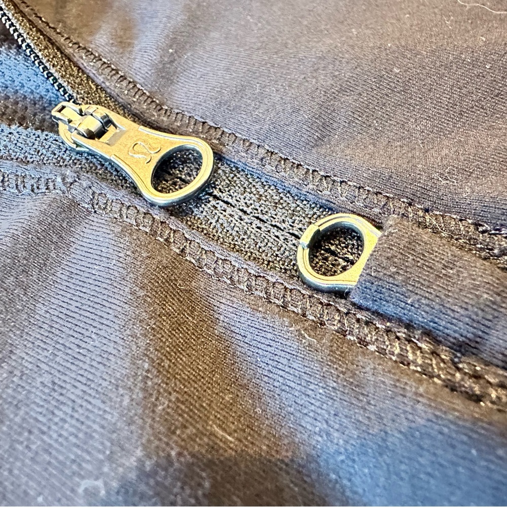 Lululemon Pullerover Jacket - Picture 8 of 8